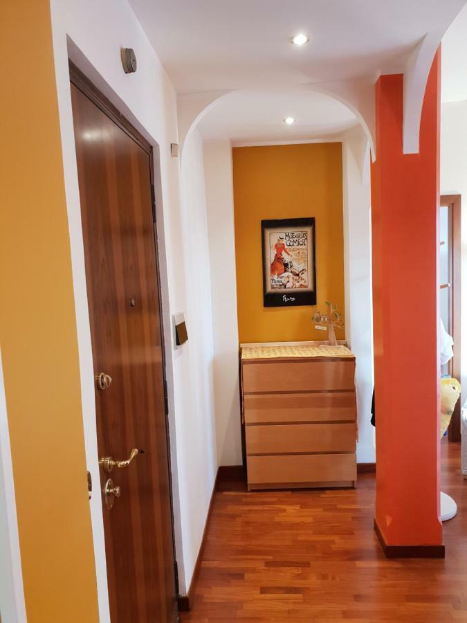 Pigneto Suite Appartamento 50 M Da Metro C Rome Luaran gambar
